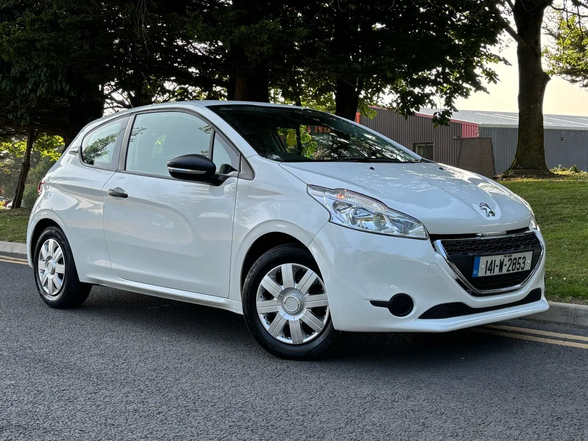 Peugeot 208 !!! NEW NCT !!! TAX 08/25 !!!! - Image 2