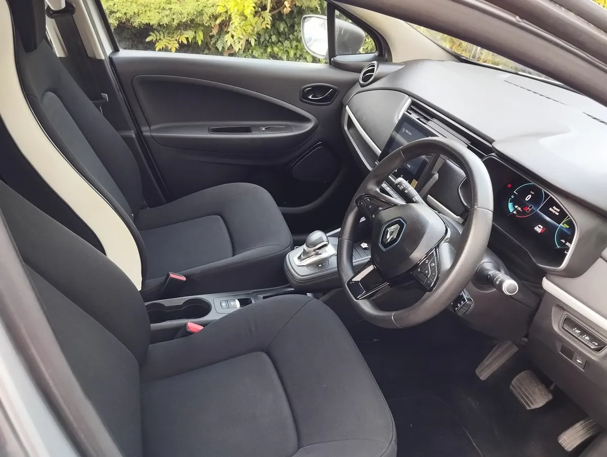 Renault Zoe 2021 52kw quick sell - Image 4