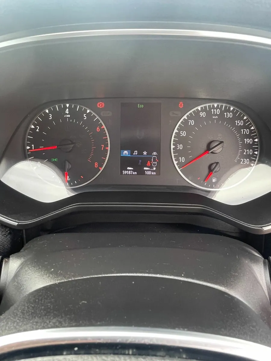 Renault Clio Dynamique TCE 100 - Image 3