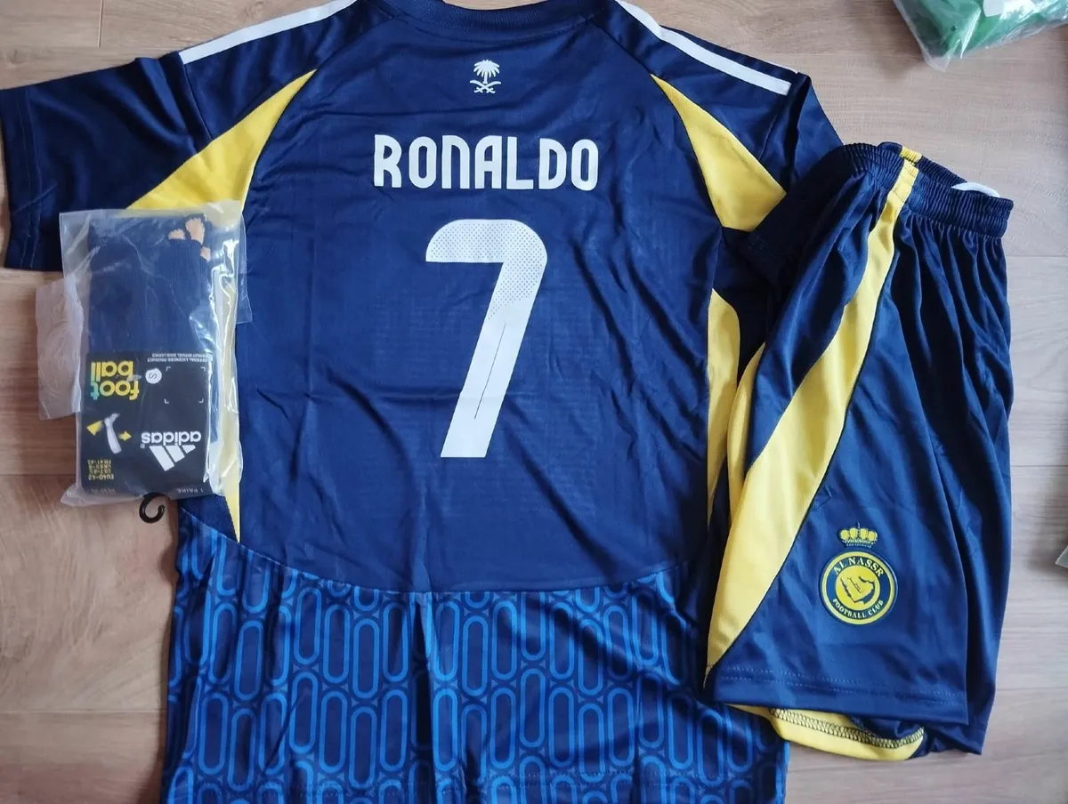 Football jerseys - Image 1