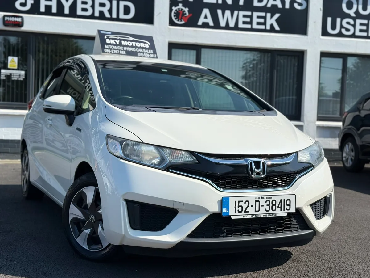 2015 Honda Jazz/Fit 1.5 Hybrid auto Low Miles 20K - Image 1