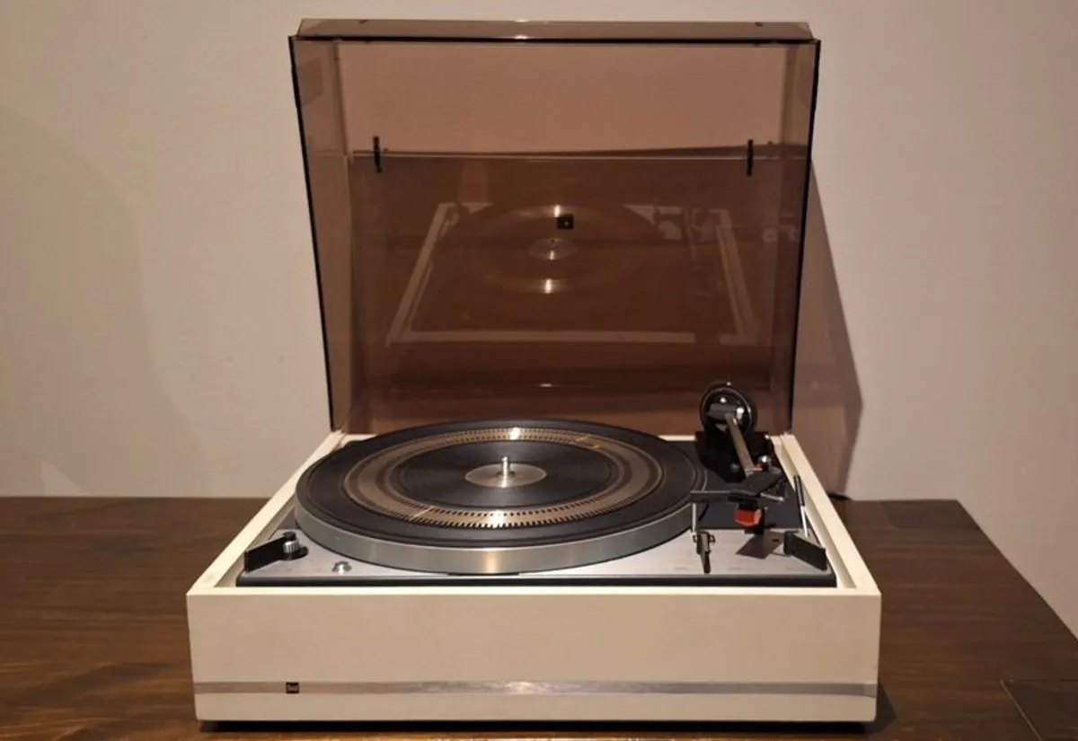 Dual 1219 Turntable - Image 2