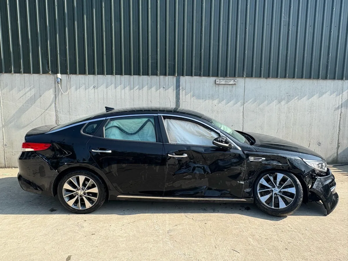 2016 Kia optima - Image 4