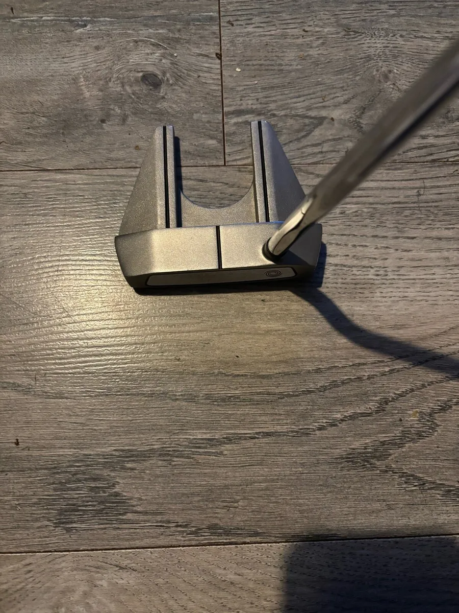 Odyssey White Hot #7 33 inch Putter - Image 2