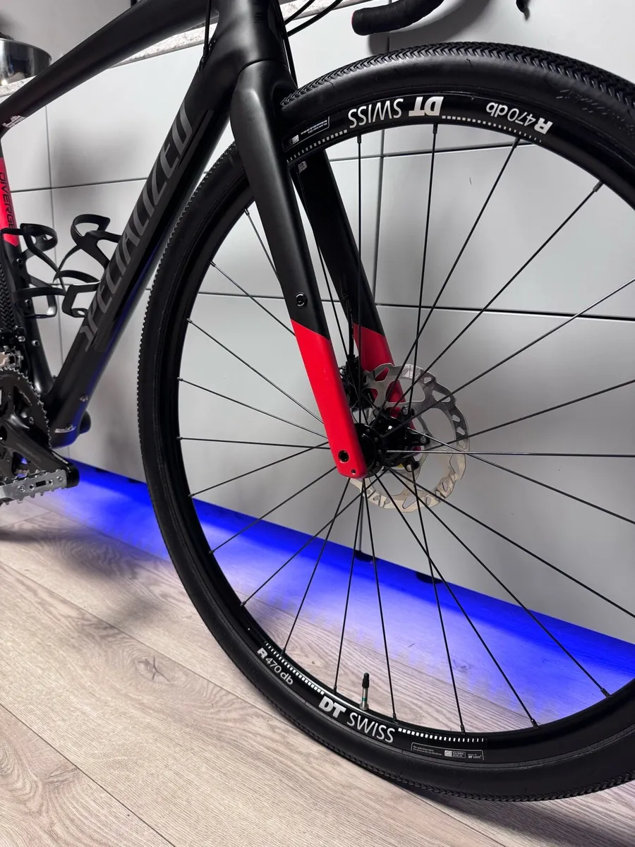 SPECIALIZED Diverge Sport Full Carbon Gravel Bike - Image 4