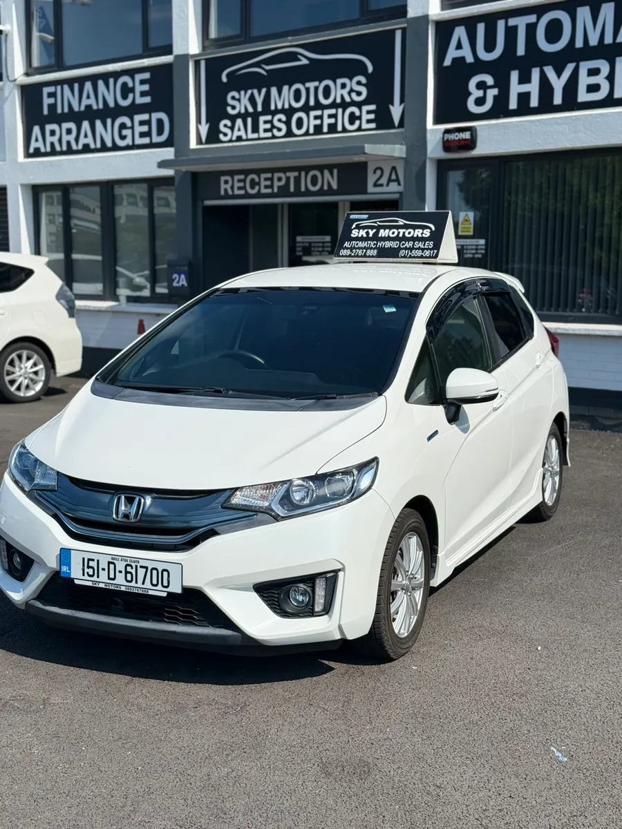 2015 Honda Jazz/Fit 1.5 Hybrid auto,Top Specs, - Image 4
