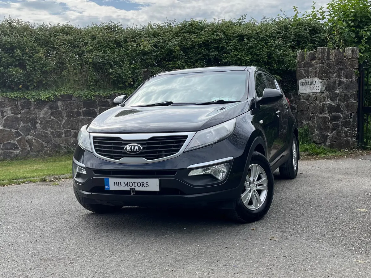 Kia Sportage 1.7 LX - Image 2