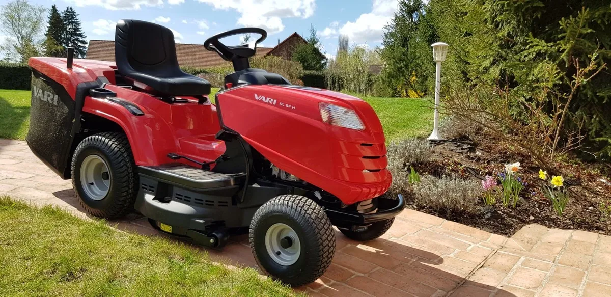 New Vari RL84 H Ride on mower made by Stiga/ GGP - Image 3