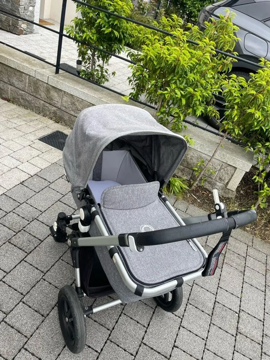Bugaboo Bundle, Buggy/Stroller + Bassinet (Chameleon 3) - Image 1