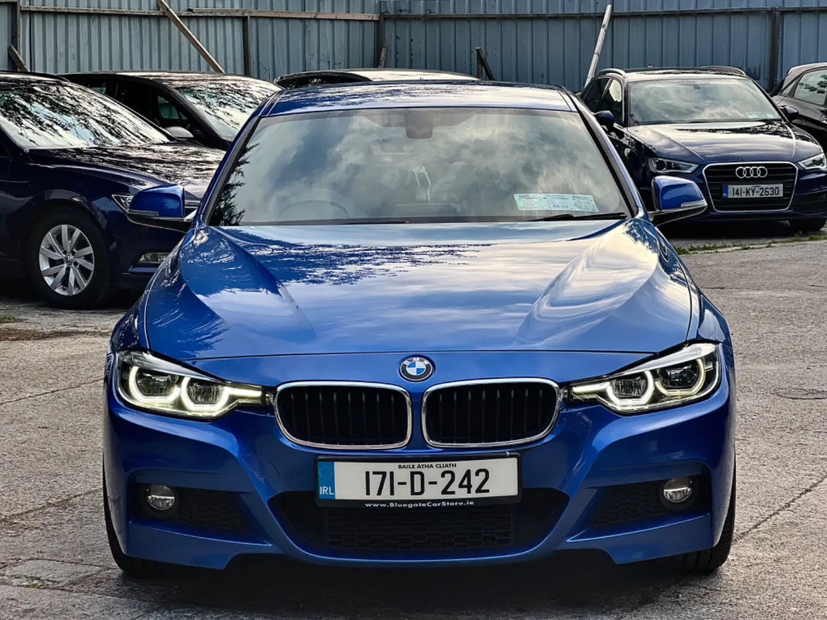 🔵BMW 3-Series 2017 318D AUTOMATIC - Image 2
