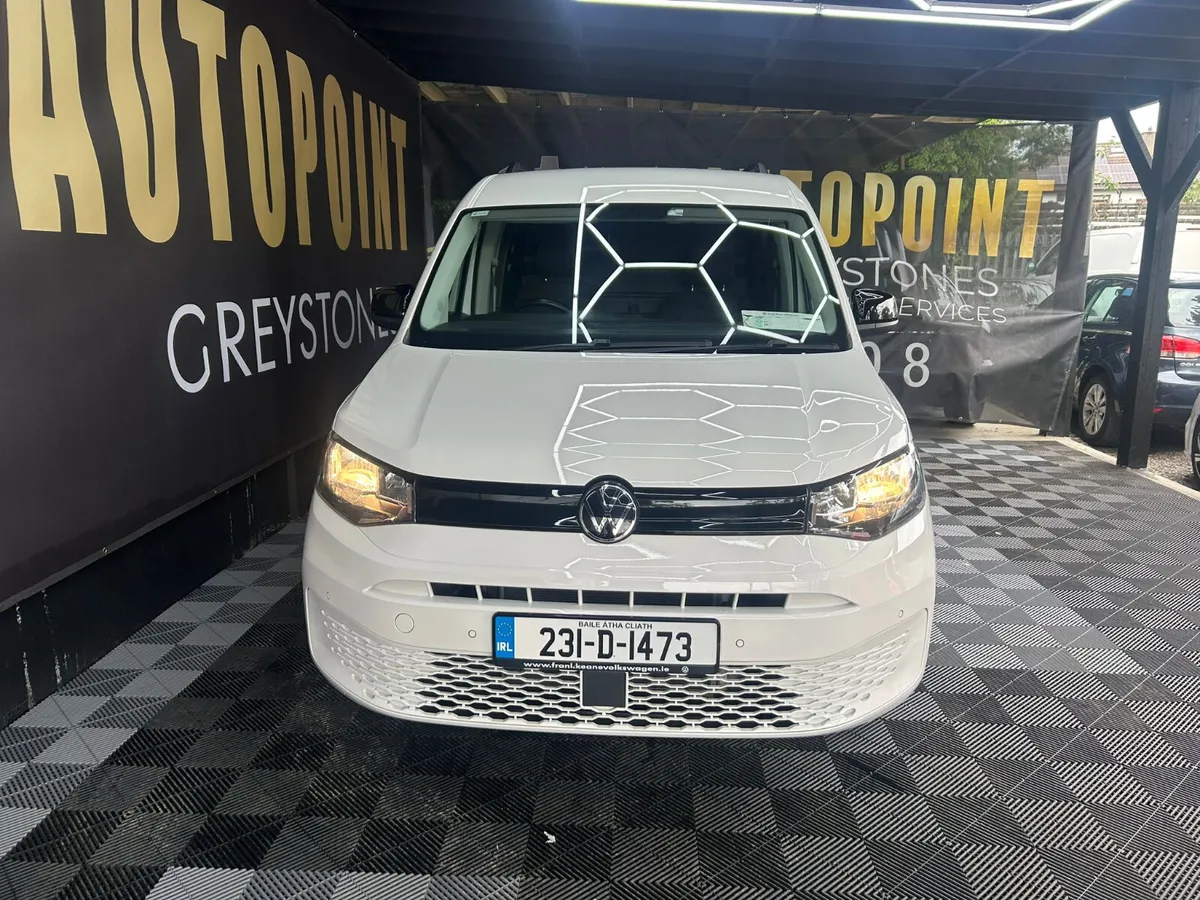 Volkswagen Caddy 2023 - Image 2
