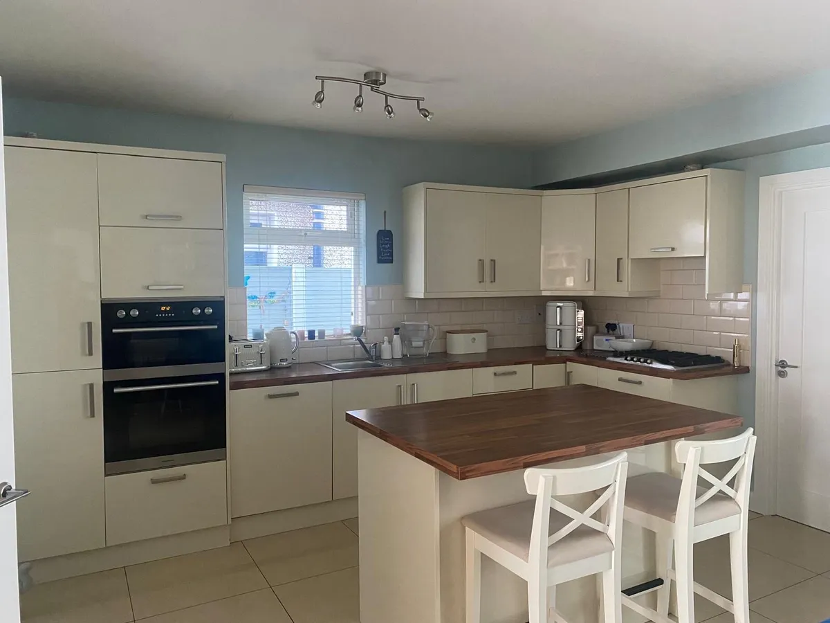 Kitchen - Image 2