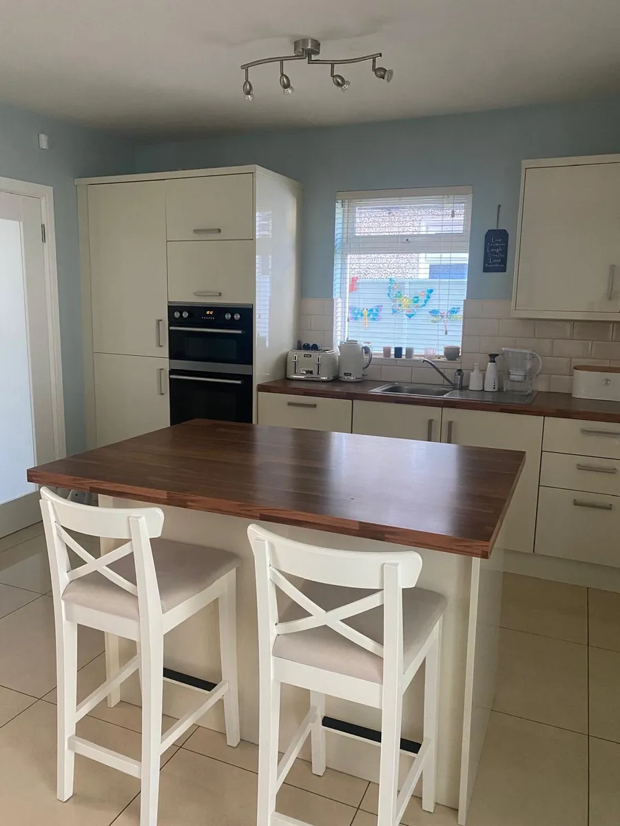 Kitchen - Image 4