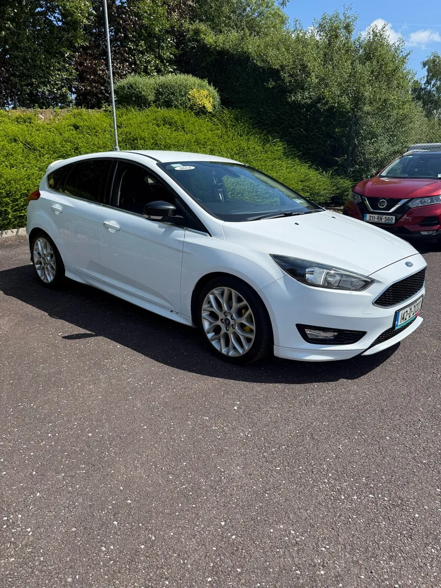 142 Ford Focus Zetec S - Image 1