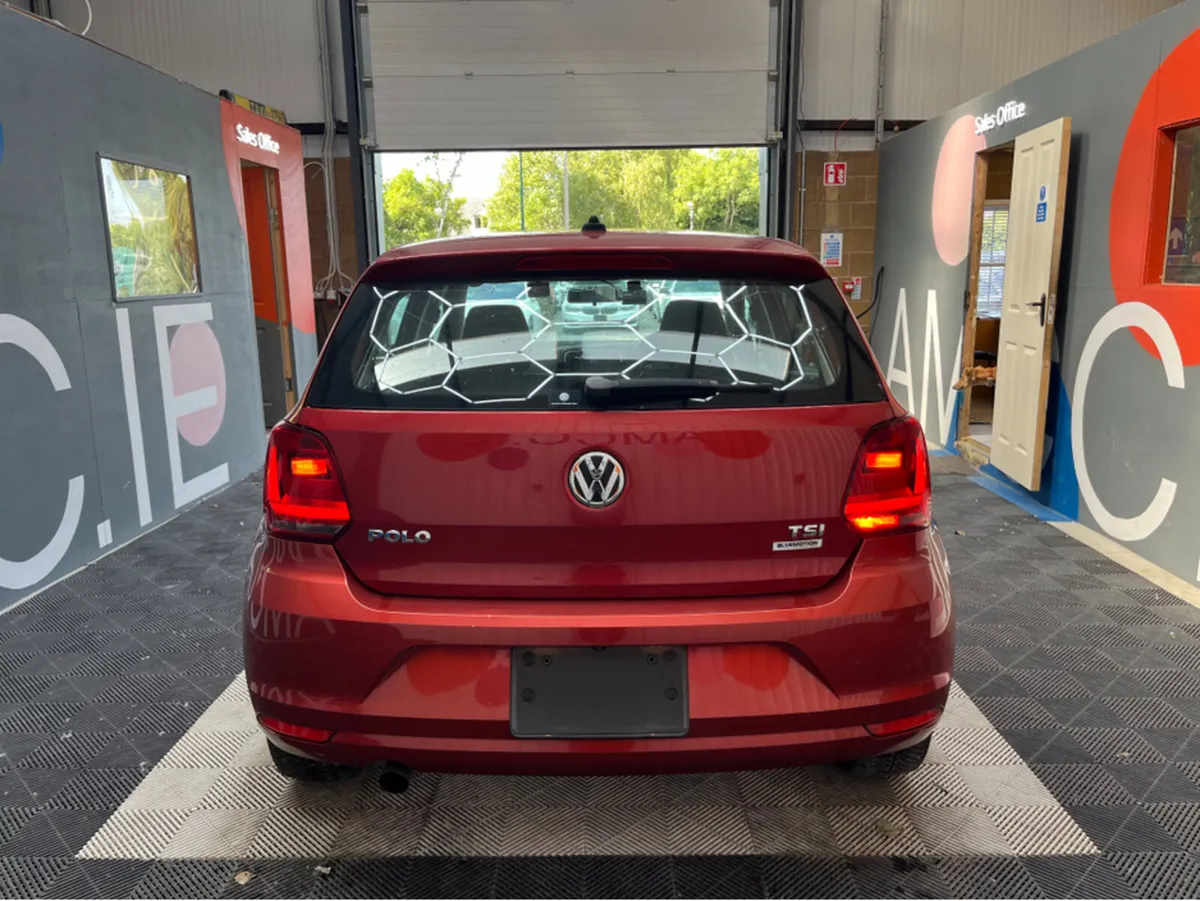 Volkswagen Polo 1.2 PETROL / 56k KMs / REVERSE CAM - Image 4
