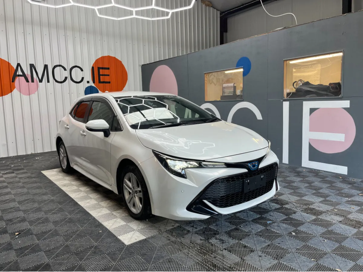 Toyota Corolla SPORT HYBRID / 92k KMs / REVERSE CA - Image 1