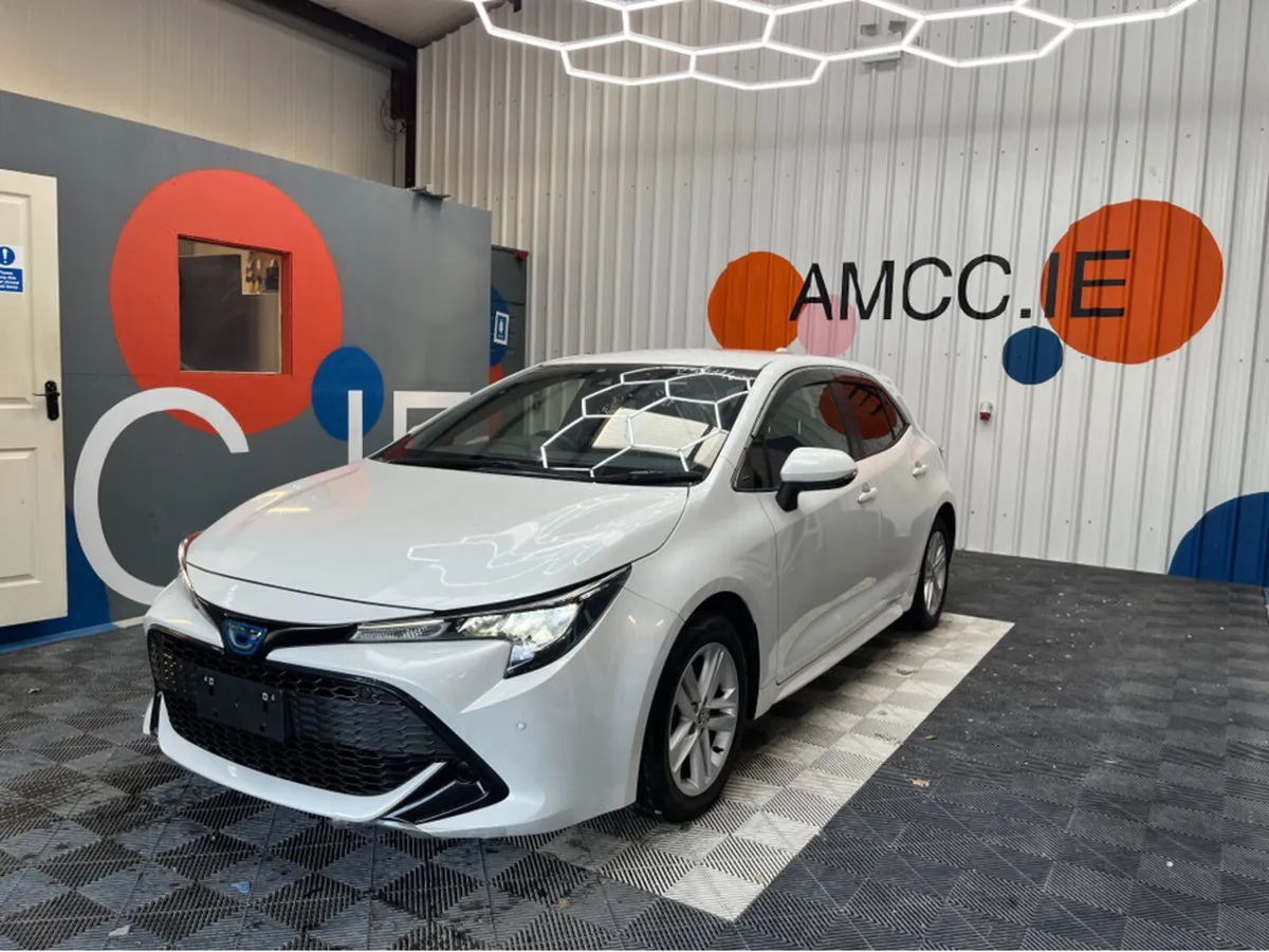 Toyota Corolla SPORT HYBRID / 92k KMs / REVERSE CA - Image 3