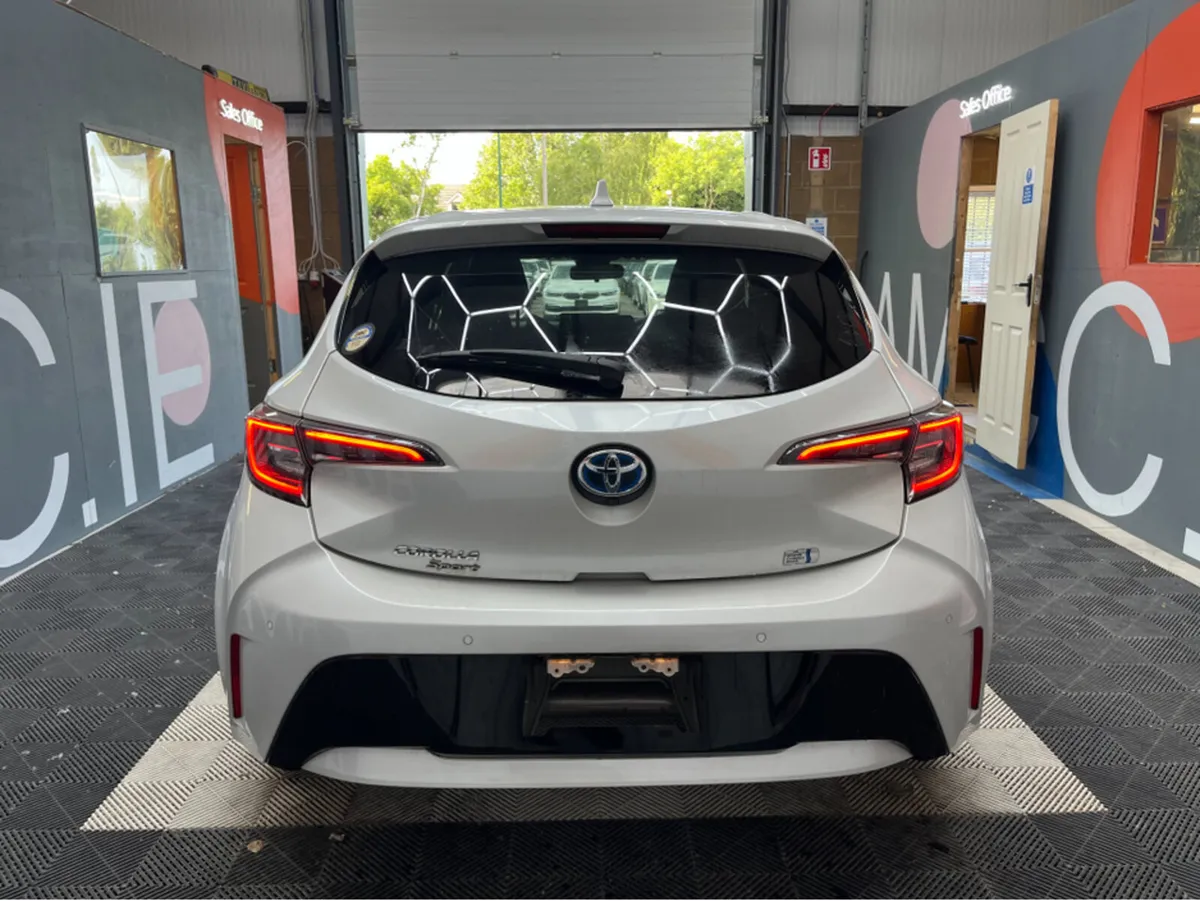 Toyota Corolla SPORT HYBRID / 92k KMs / REVERSE CA - Image 4