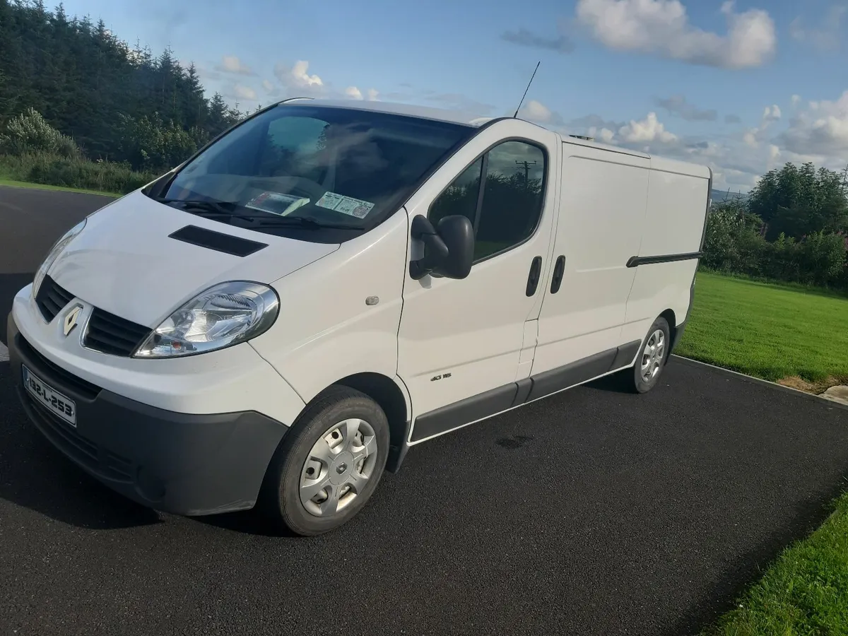 2013 renault traffic - Image 1