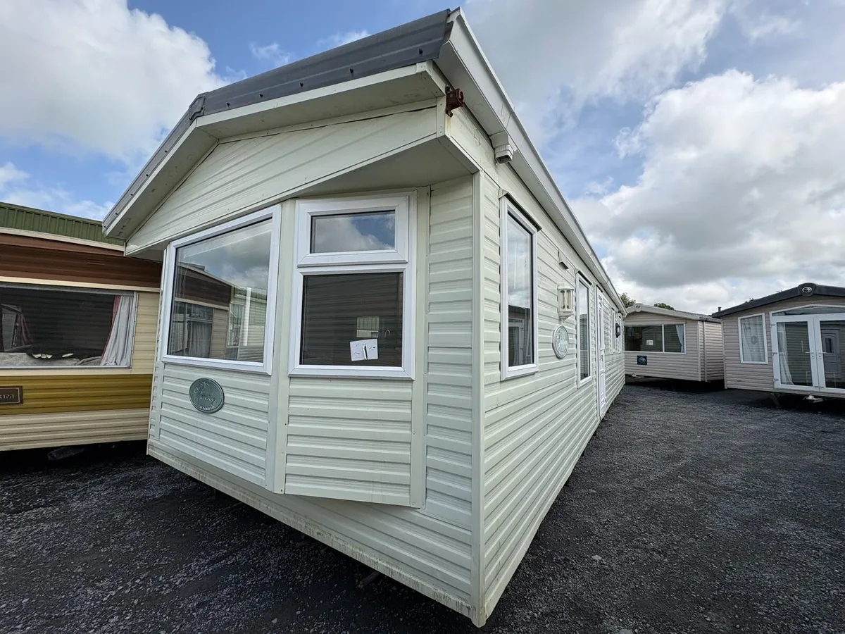 Willerby Salisbury 3 bedroom Mobile Home - Image 1