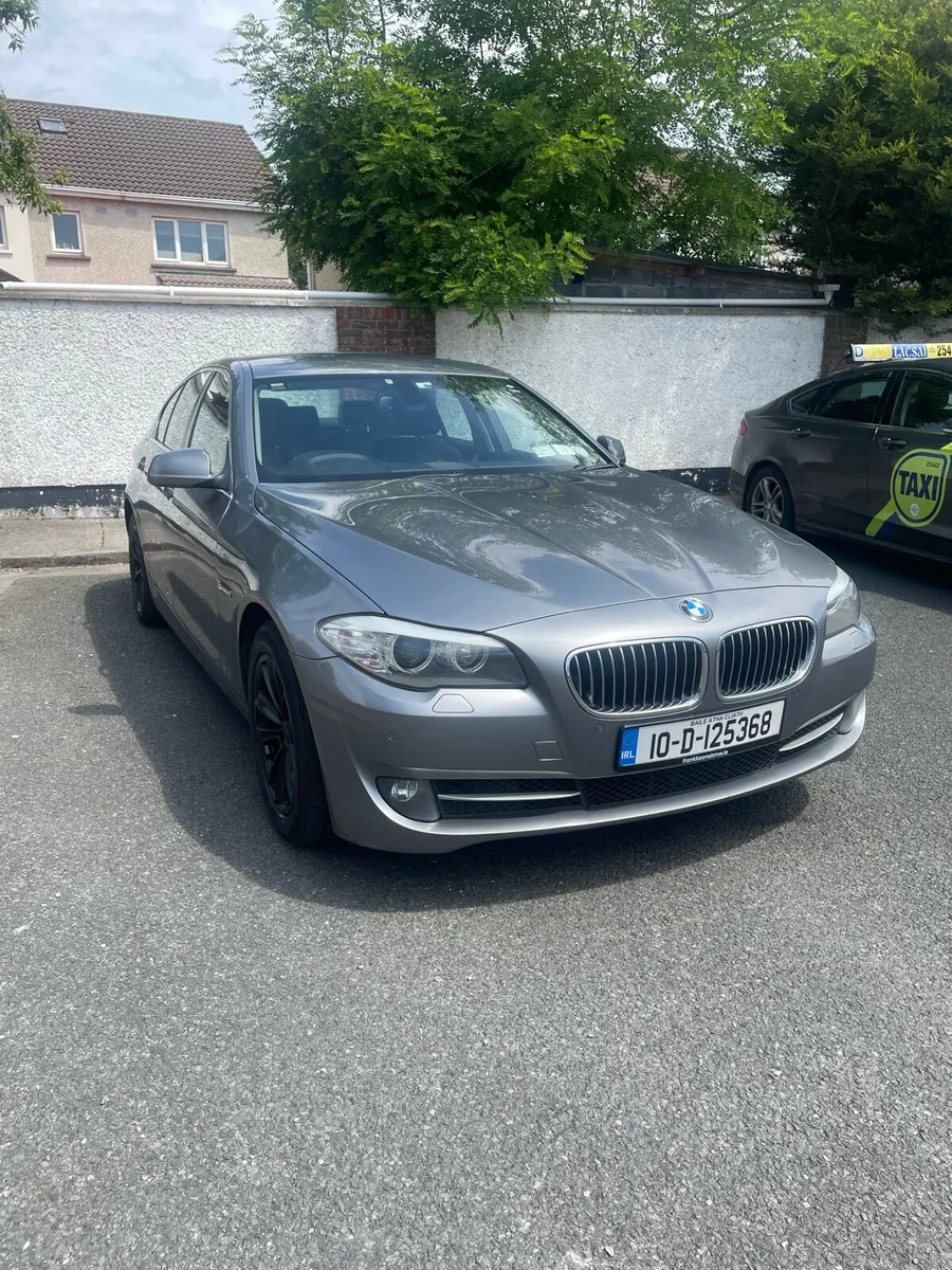BMW 5 SERIES - Image 2