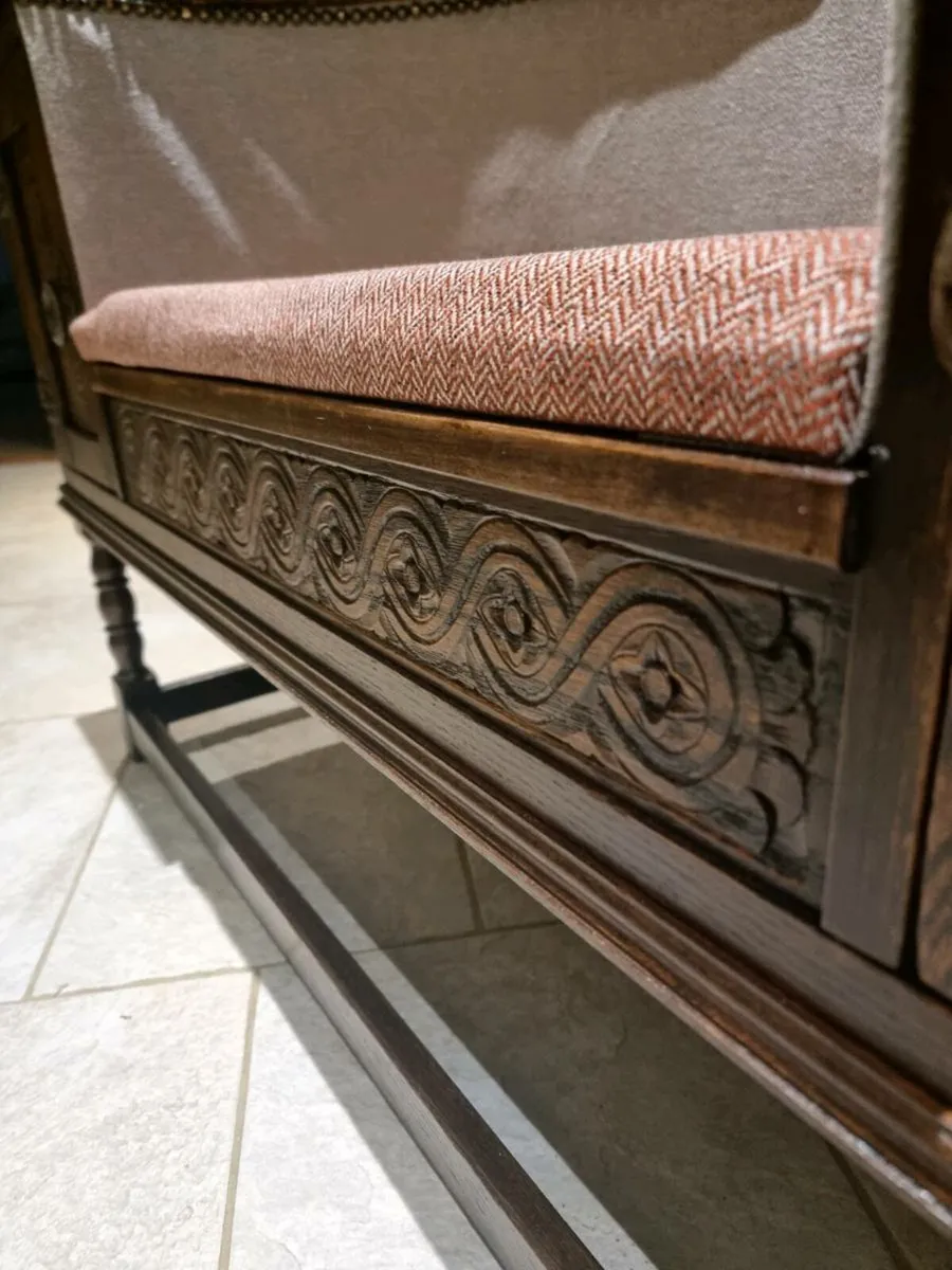 Stunning Carved Occasional Bench - Image 3