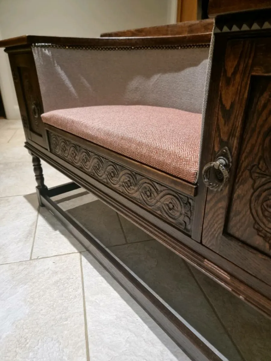 Stunning Carved Occasional Bench - Image 4