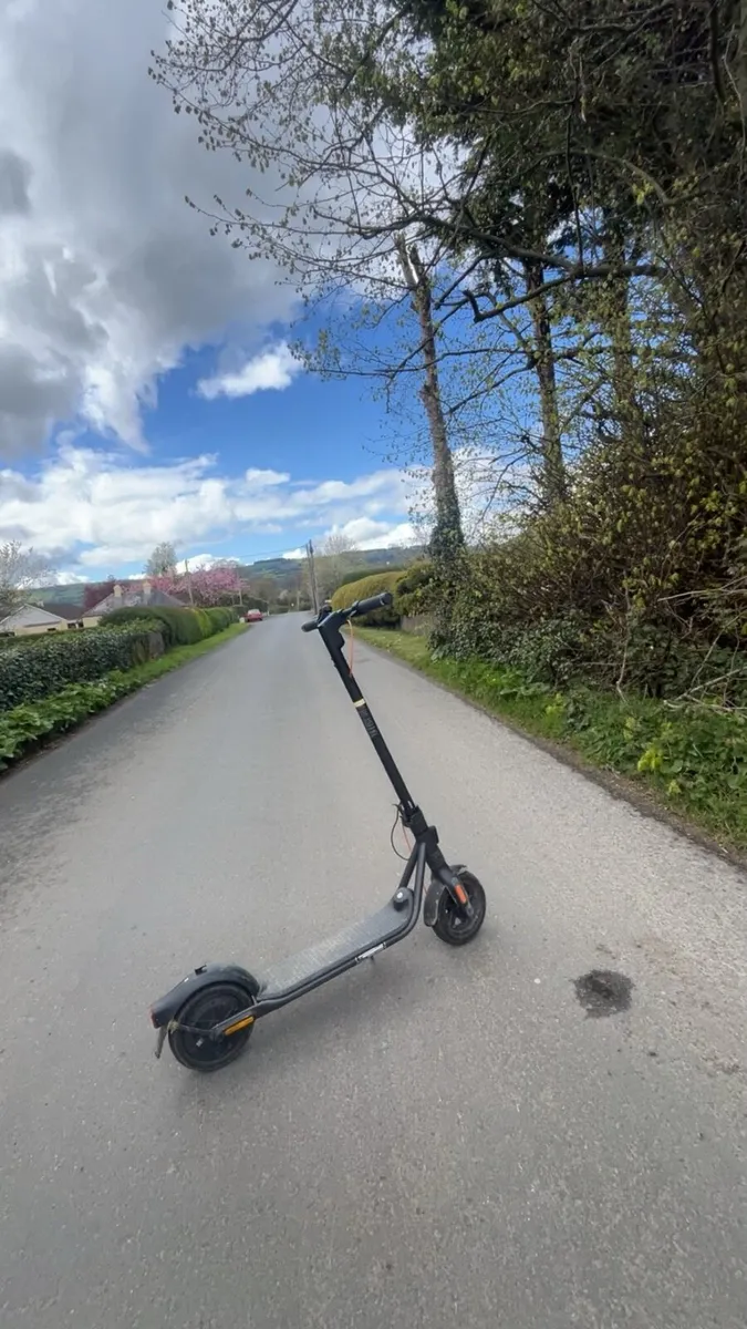 Ninebot F2 Pro - Image 3