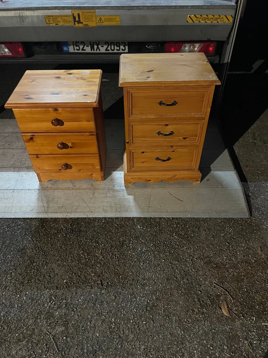2 lockers for bedside - Image 1