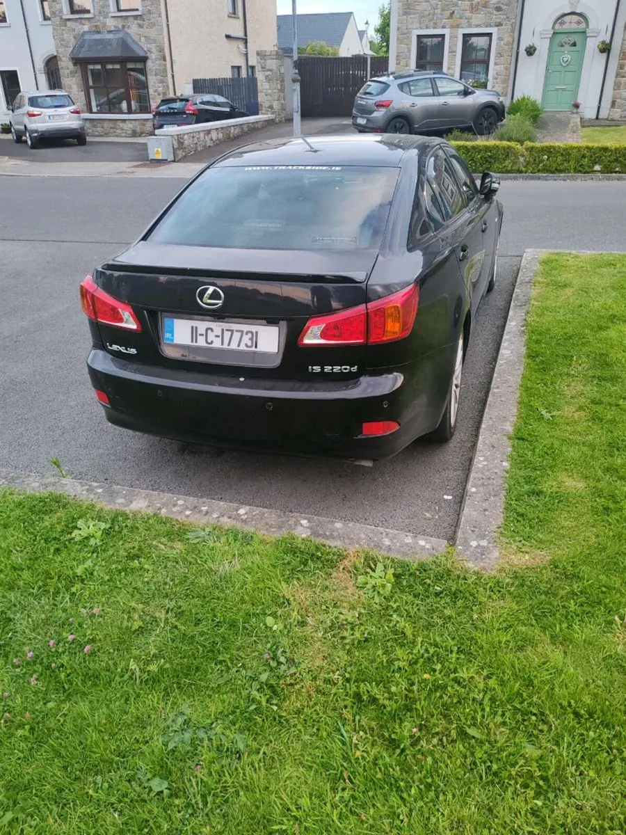 Car - Image 1