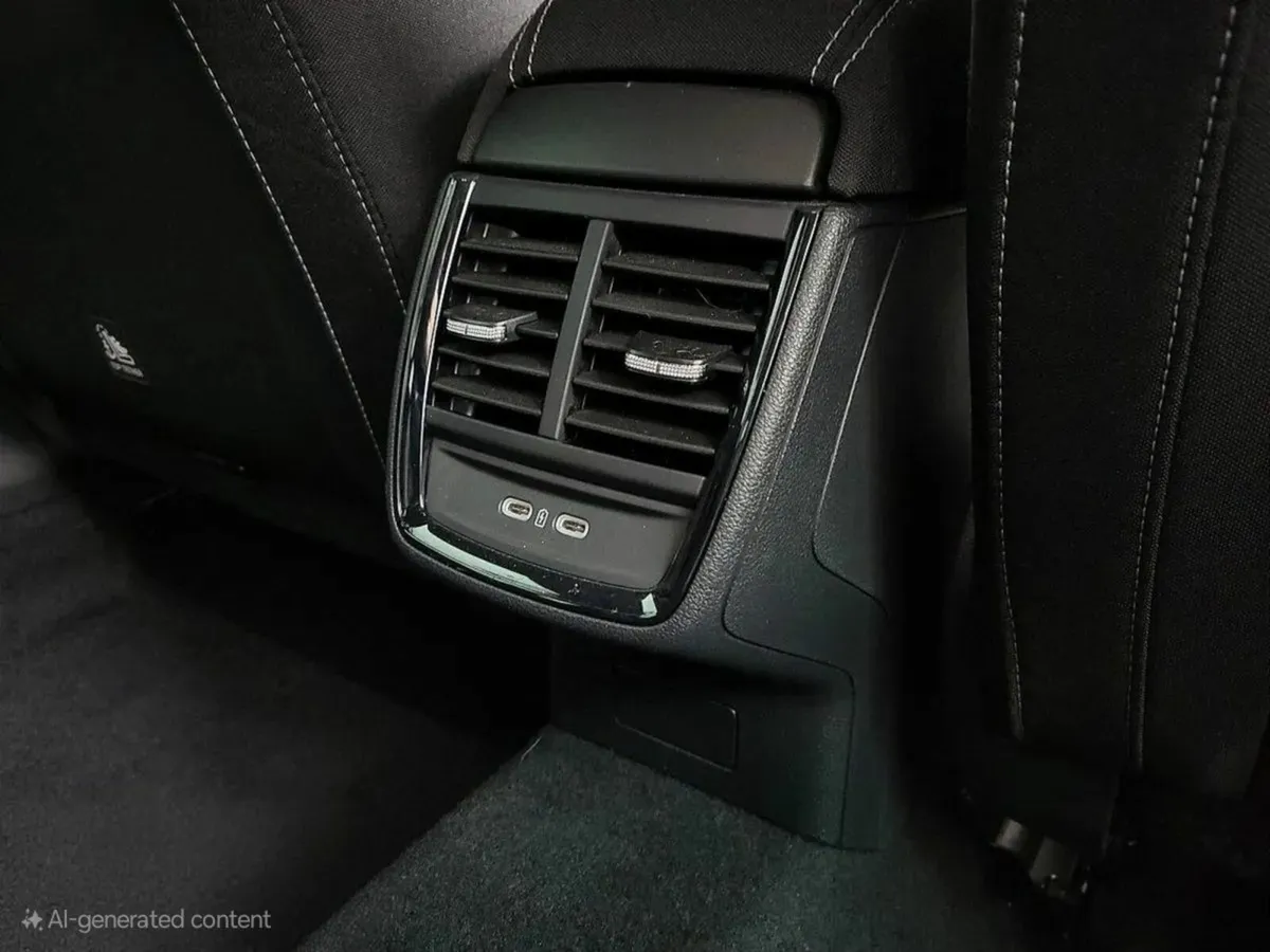 Skoda Kamiq 2023 - Image 2