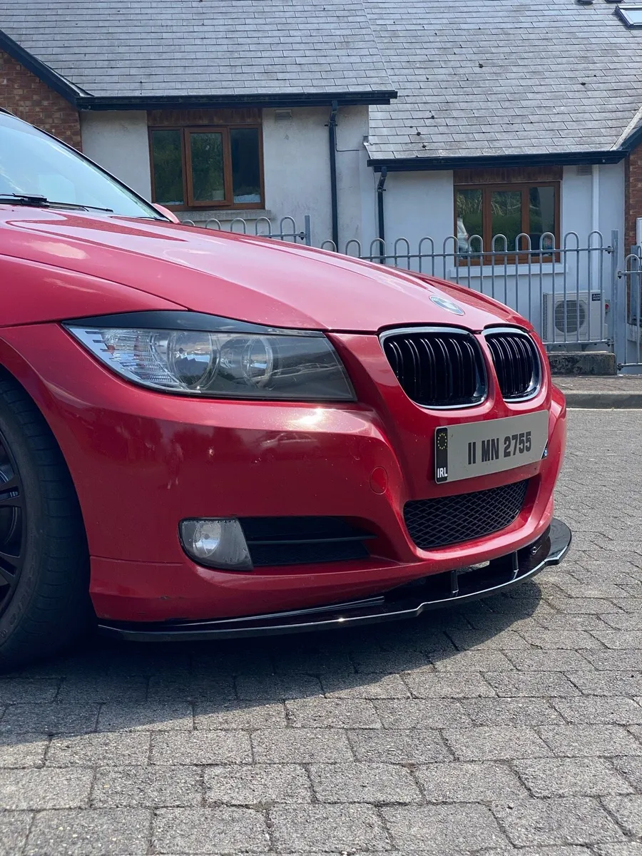 BMW e91 2011 nct & tax - Image 2