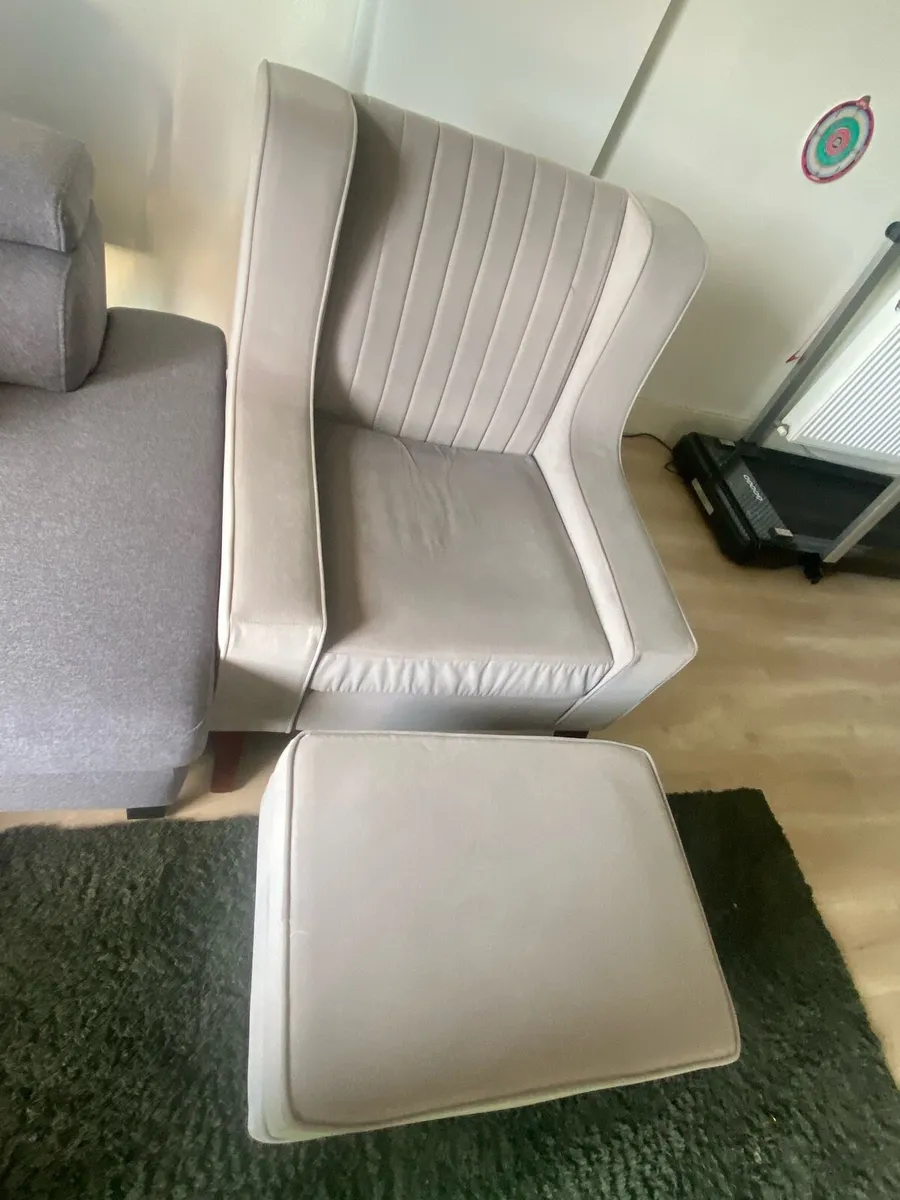 Armchair Footstool set - Image 3