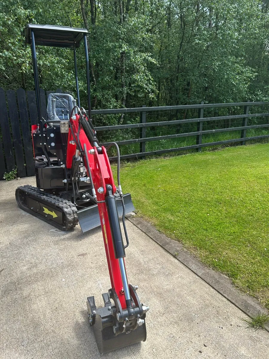 2024 JPC HT12 Mini Digger - Image 1
