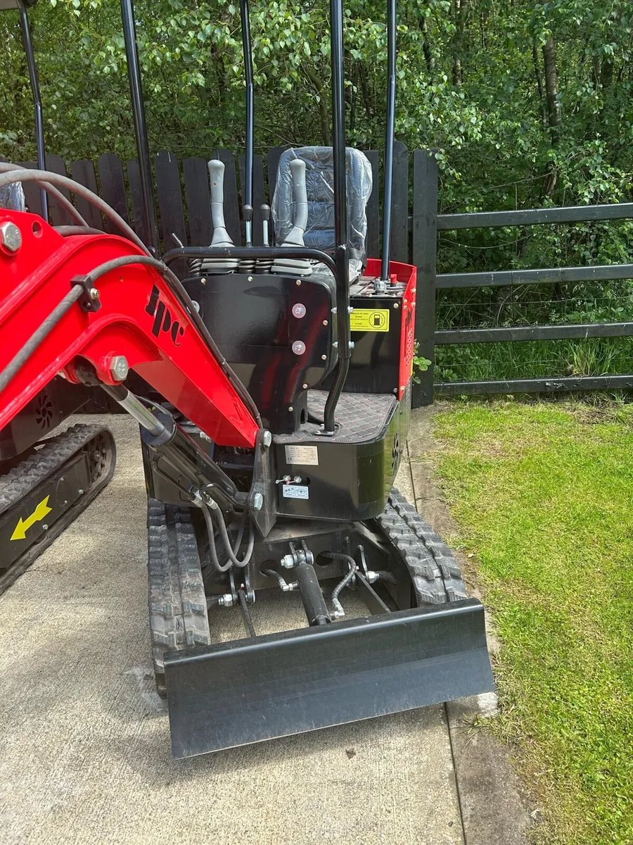 2024 JPC HT12 Mini Digger - Image 2