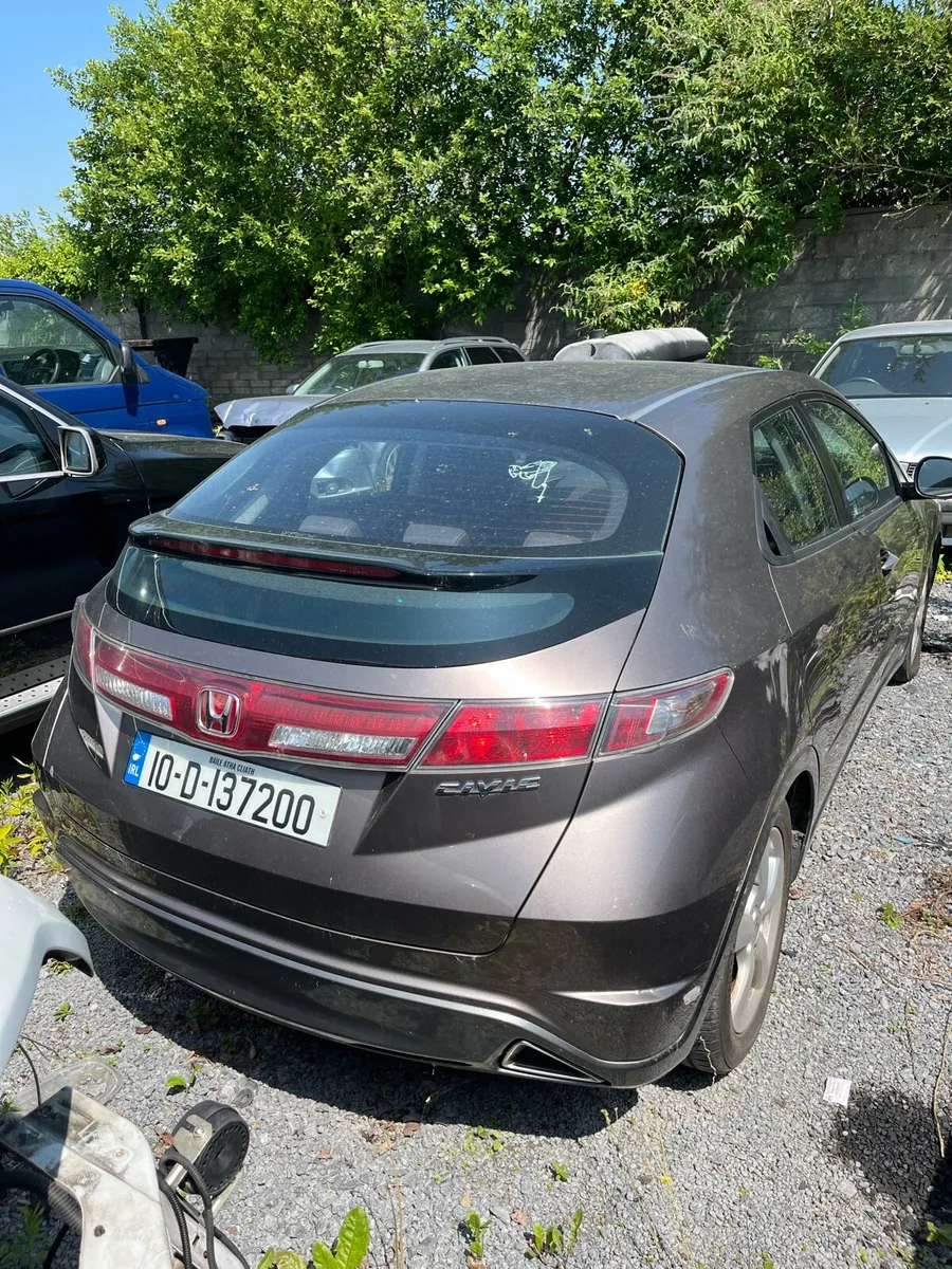 Honda Civic - Image 2
