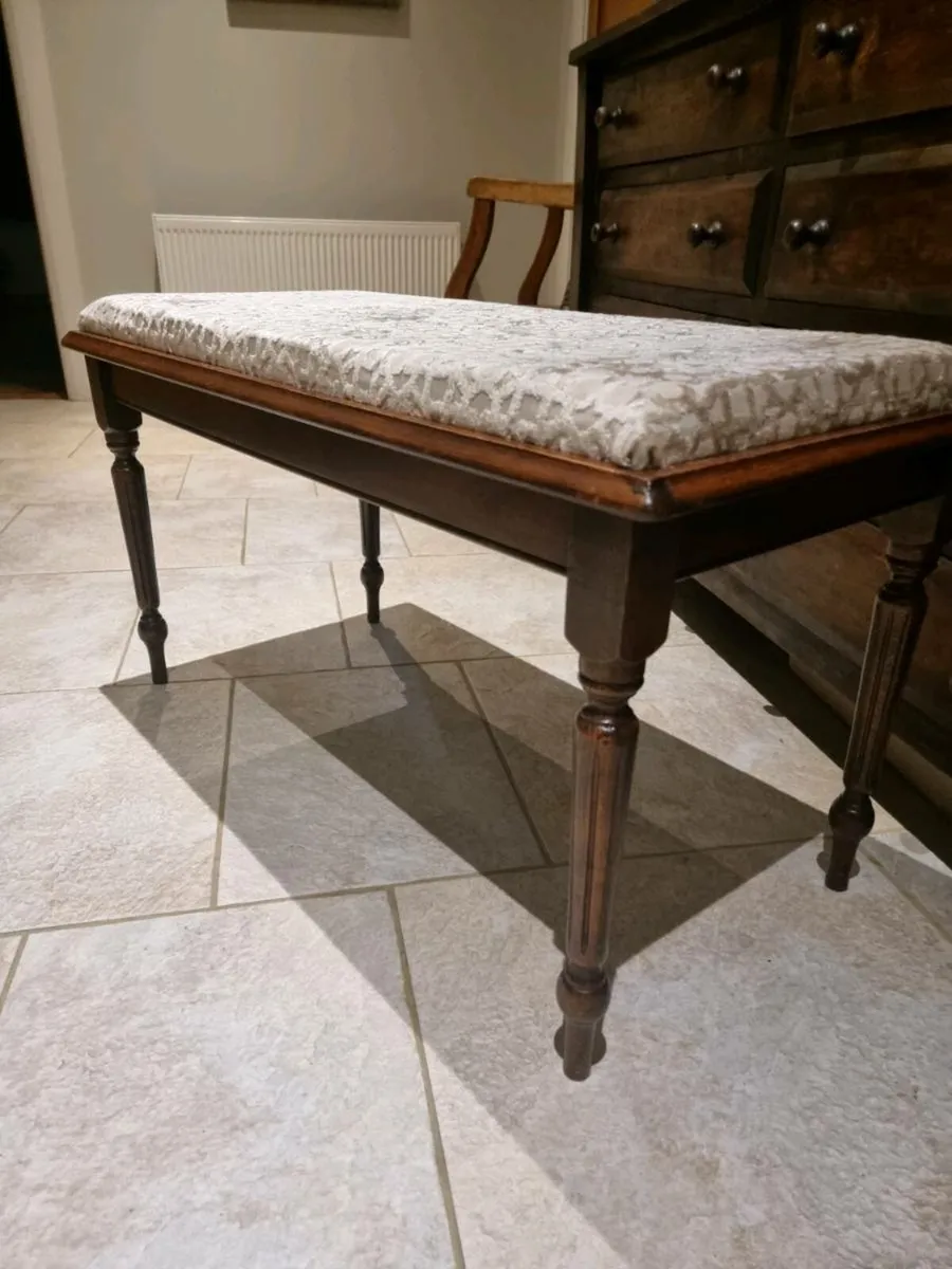 Beautiful Solid Wood Bench - Image 1
