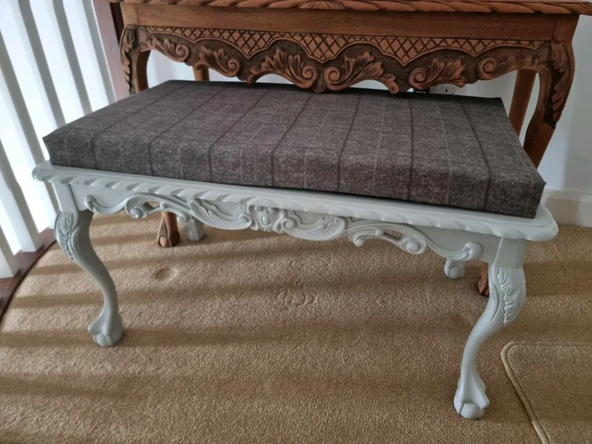 Stunning Carved Bench...€225 - Image 2