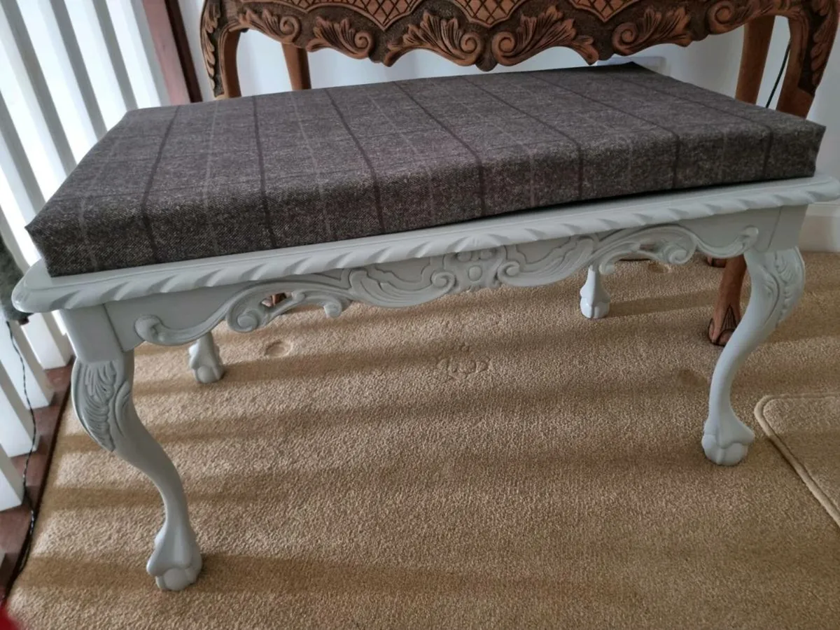 Stunning Carved Bench...€225 - Image 3