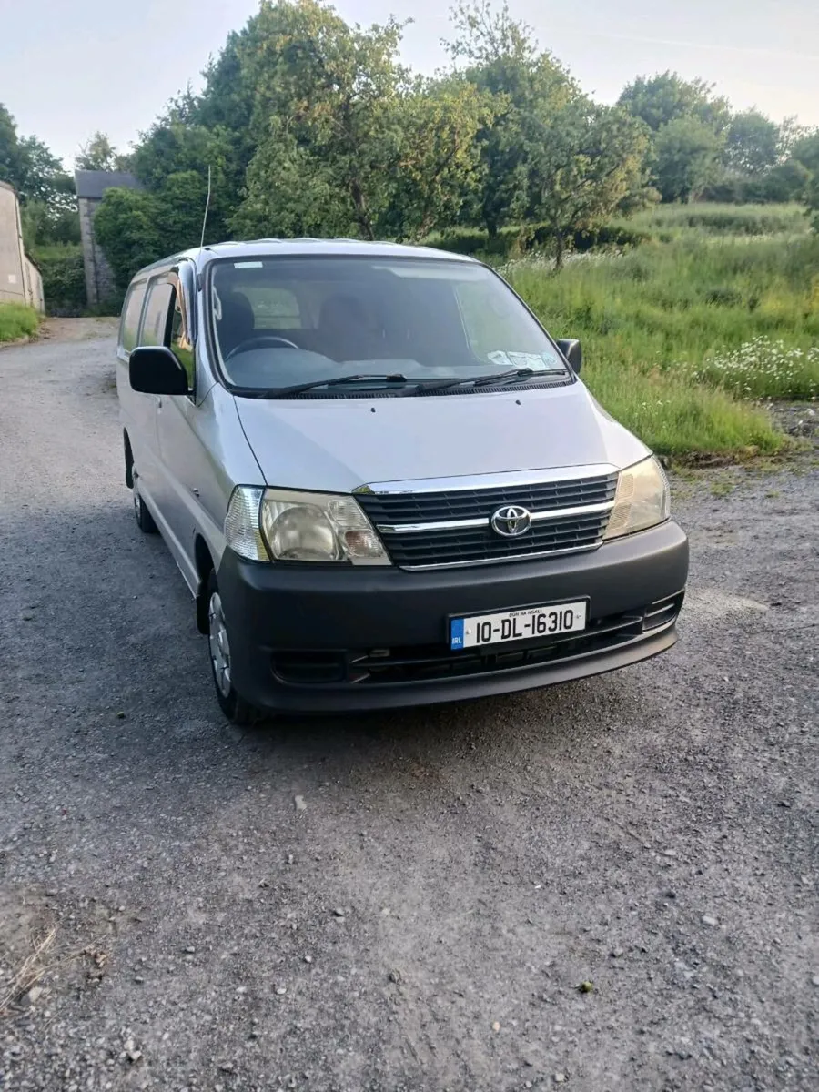2010 toyota hiace ...tested and taxed - Image 2