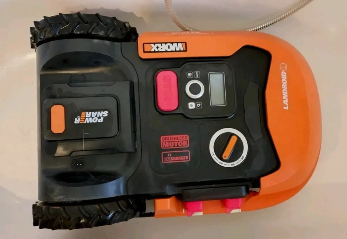 Worx Landroid Plus L1000 Robotic Lawnmower
