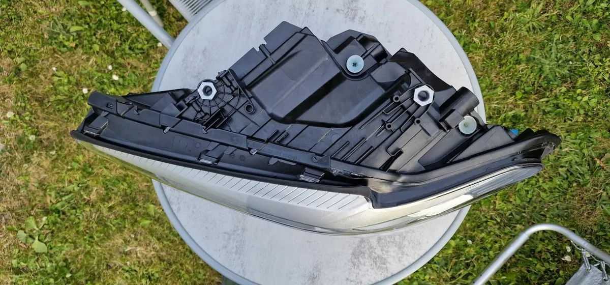 BMW G30 Genuine Headlamp - Image 3