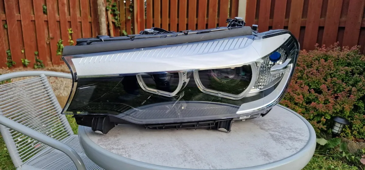 BMW G30 Genuine Headlamp - Image 1