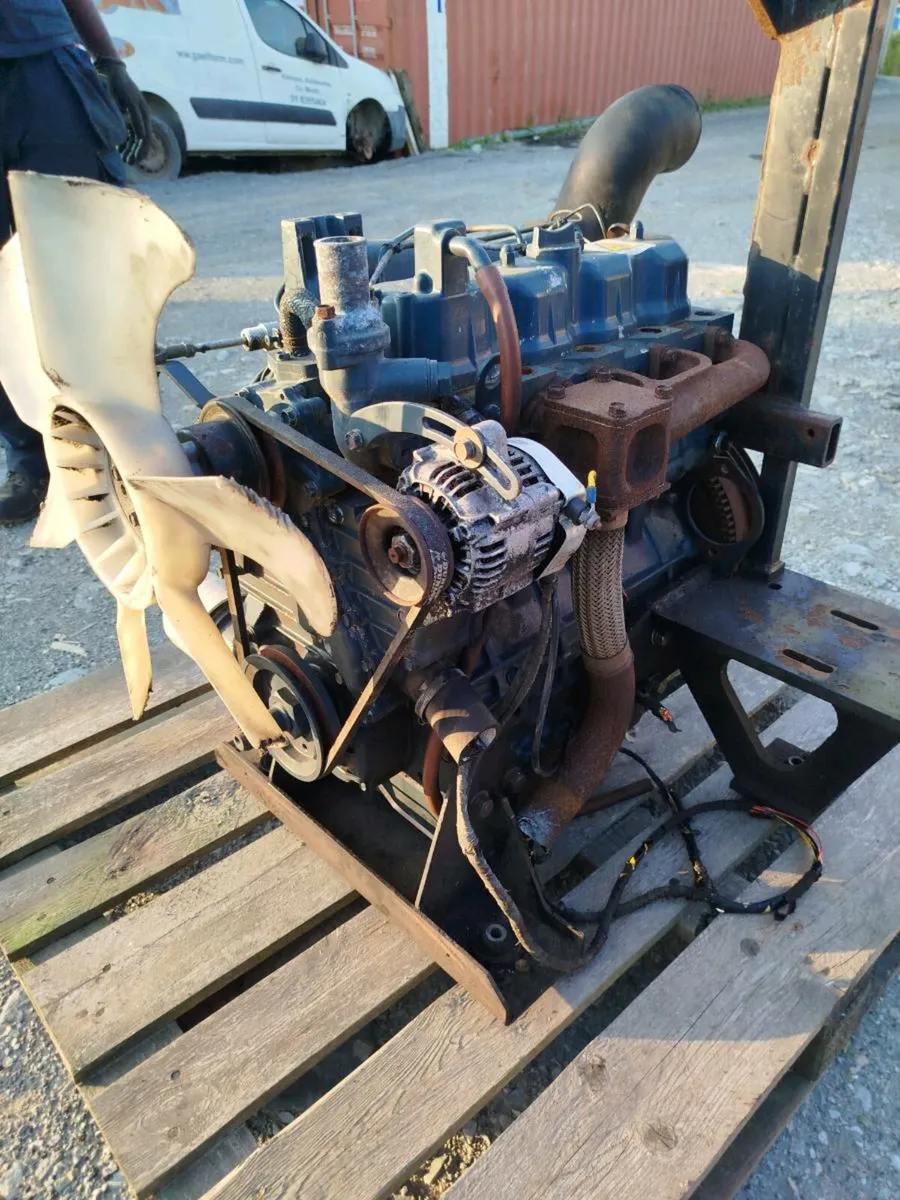 KUBOTA 4 cylinder V2203(VIDEO AVAILABLE) - Image 1
