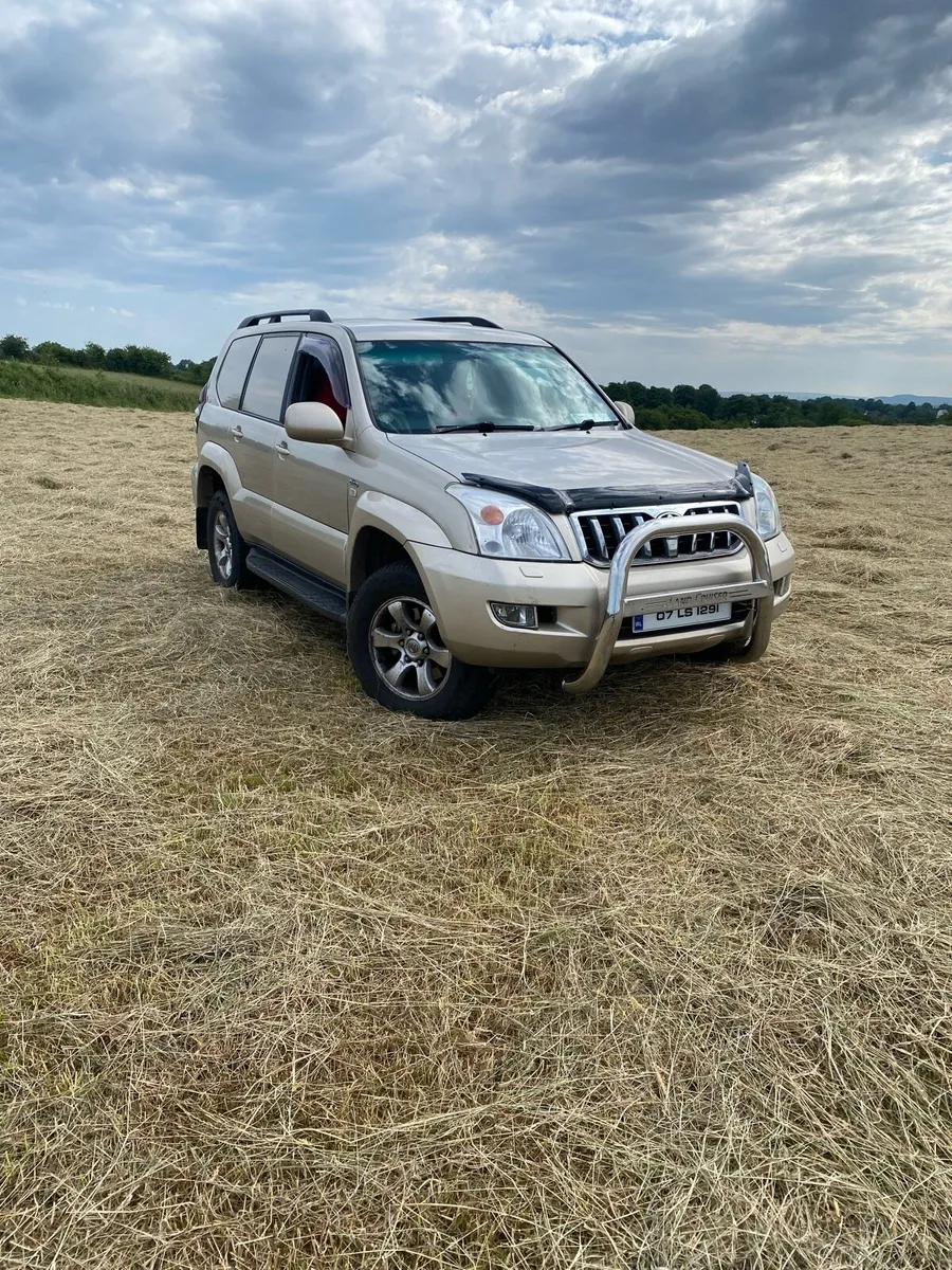 Toyota landcruiser - Image 2