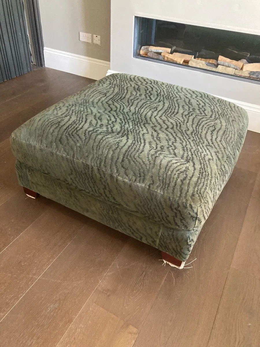 Large footstool 4 ft x 4 ft - Image 1