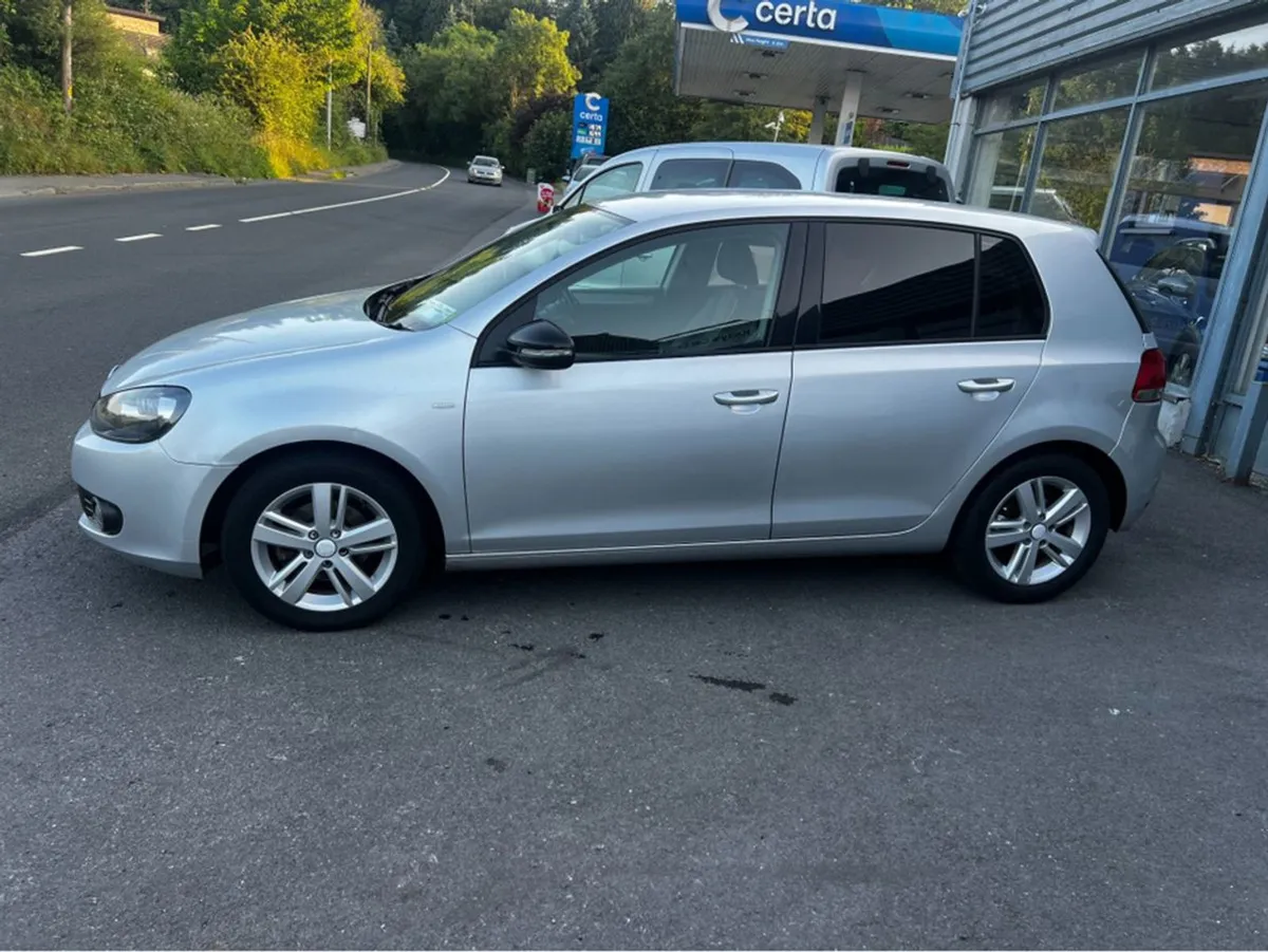 Volkswagen Golf Match 1.6 TDI Manual 5speed 105 4 - Image 4