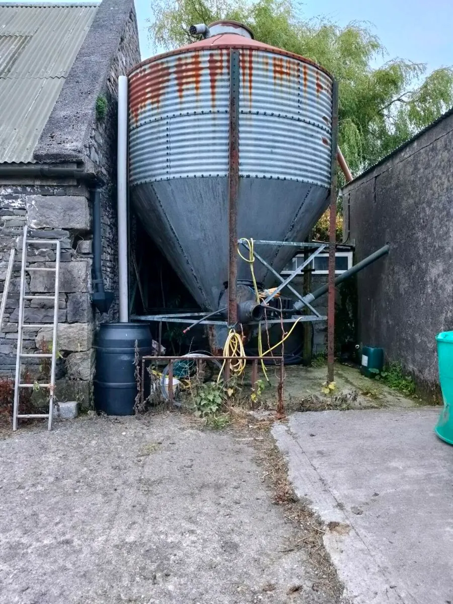 Feed Bin