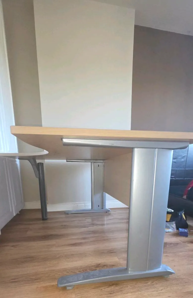 Desk for home or office - Image 2