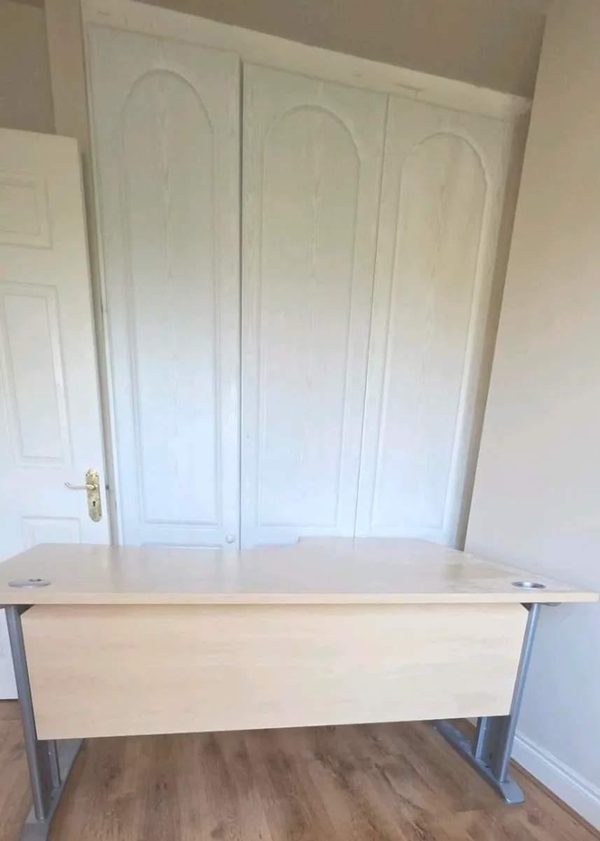Desk for home or office - Image 3